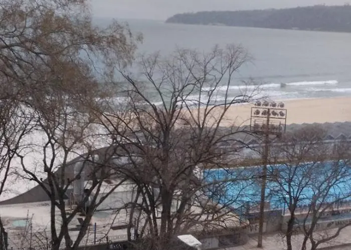 Homestay Your - In Front Of The Varna